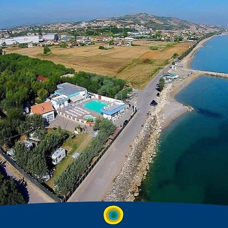 Club Del Sole Roseto Degli Abruzzi Easy Camping Village エクステリア 写真