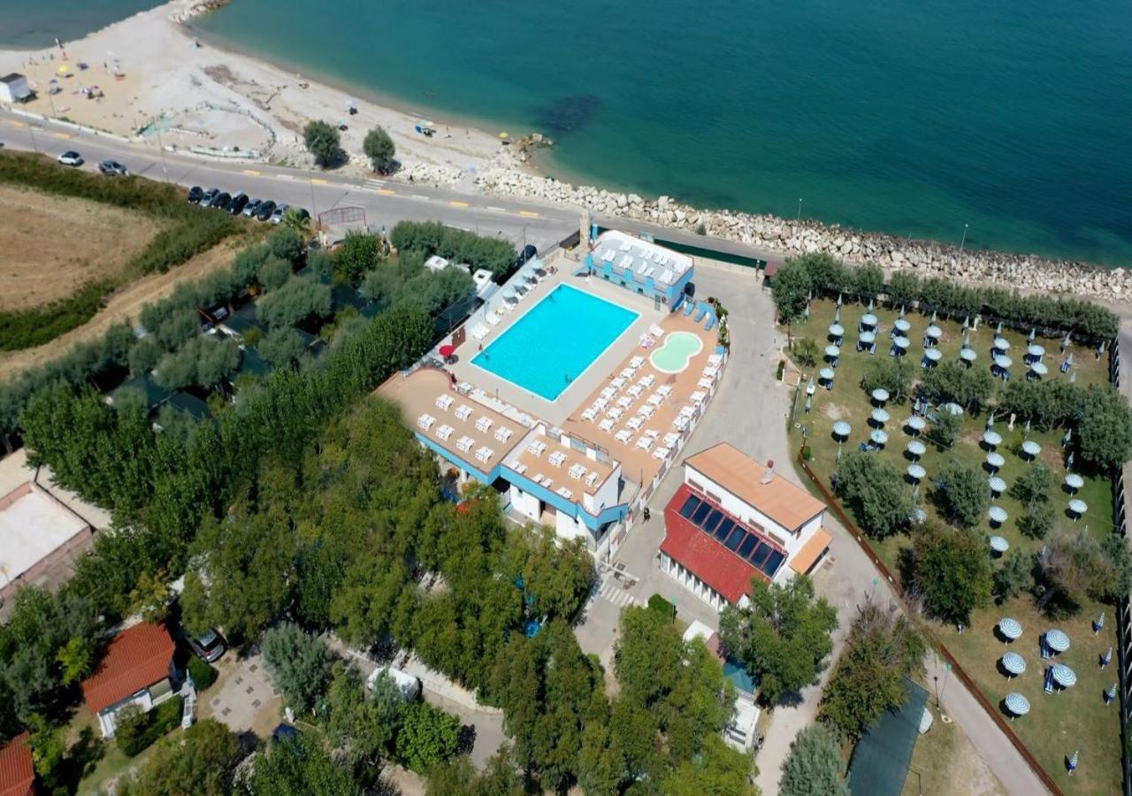 Club Del Sole Roseto Degli Abruzzi Easy Camping Village エクステリア 写真